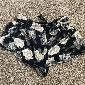 Aritzia Talula Elevated Short